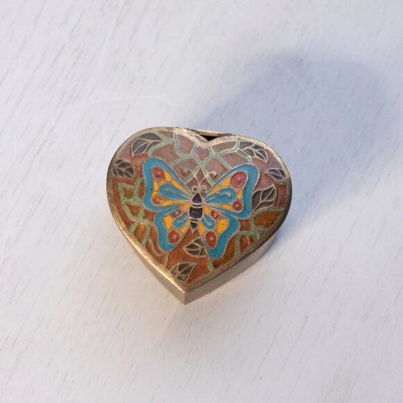 Small Brass Hinged Lidded Heart Jar with Enamel Butterfly Design on Top - Picture 1 of 3
